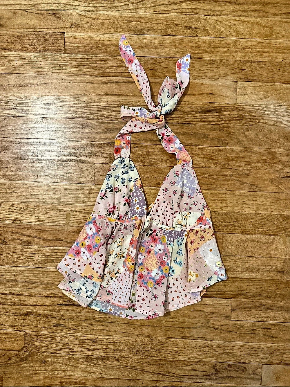 SHEIN Floral Halter top in Pink Size Medium